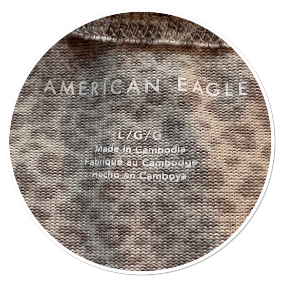 AMERICAN EAGLE Soft & Sexy Animal Print Plush Top - Picture 3 of 8